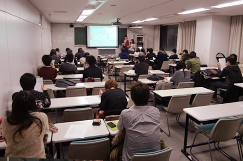 http://past-news.takushoku-u.ac.jp/news/111208motegi_seminar.jpg
