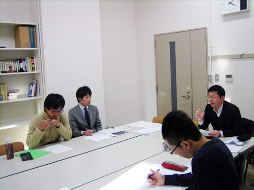 http://past-news.takushoku-u.ac.jp/news/130302english-education-meeting01.jpg