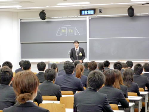 http://past-news.takushoku-u.ac.jp/news/130928ob-kyoinkai-meeting03.jpg