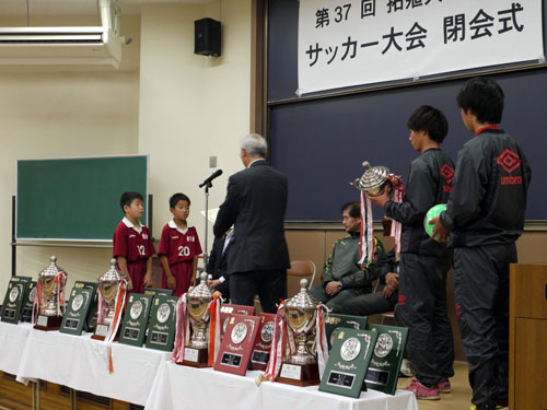 http://past-news.takushoku-u.ac.jp/news/140611soccer-volleyball_11.jpg