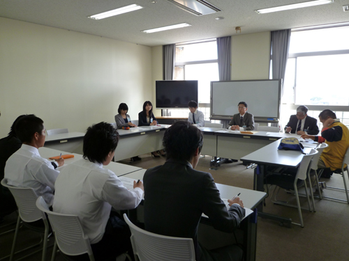 http://past-news.takushoku-u.ac.jp/news/141015ob-kyoinkai-meeting_02.JPG
