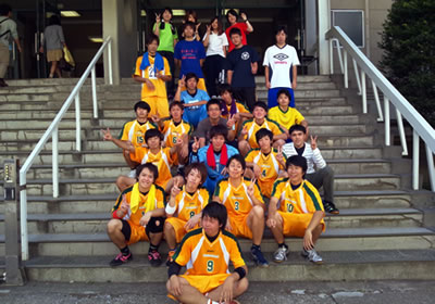 http://past-news.takushoku-u.ac.jp/sports/110925handball.jpg