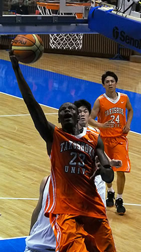 http://past-news.takushoku-u.ac.jp/sports/130927basketball02.jpg