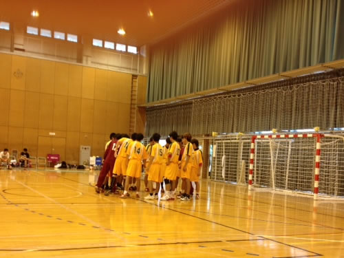 http://past-news.takushoku-u.ac.jp/sports/131006handball02.jpg