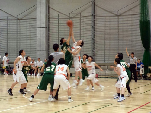 http://past-news.takushoku-u.ac.jp/sports/140707basketball-women_01.jpg