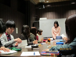 楽しい韓国語講座の始まりです。